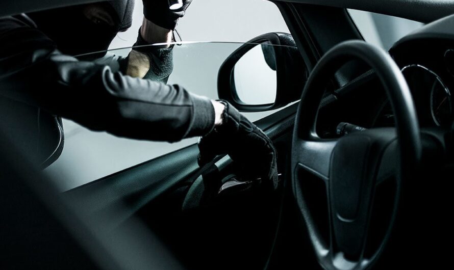 Сотрудники полиции Красногвардейского района провели мероприятие по защите транспортного средства(16+)