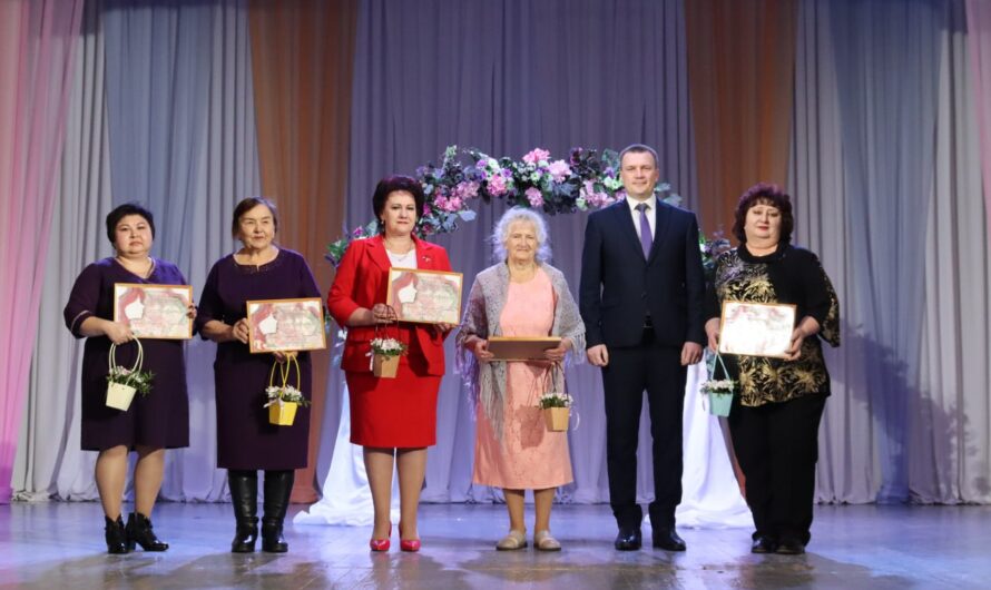 В Доме культуры района состоялось мероприятие, приуроченное к Международному женскому дню