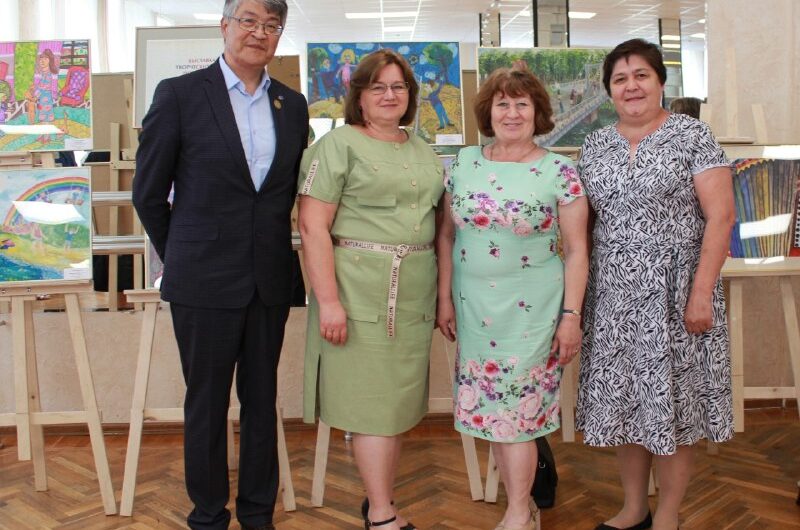 Педагоги Красногвардейского района приняли участие в заседаниях проекта «Методическая среда»