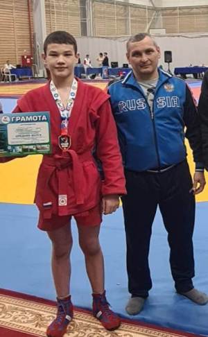 Воспитанник спортивной школы района Айнур Кучаев в числе лучших самбистов страны