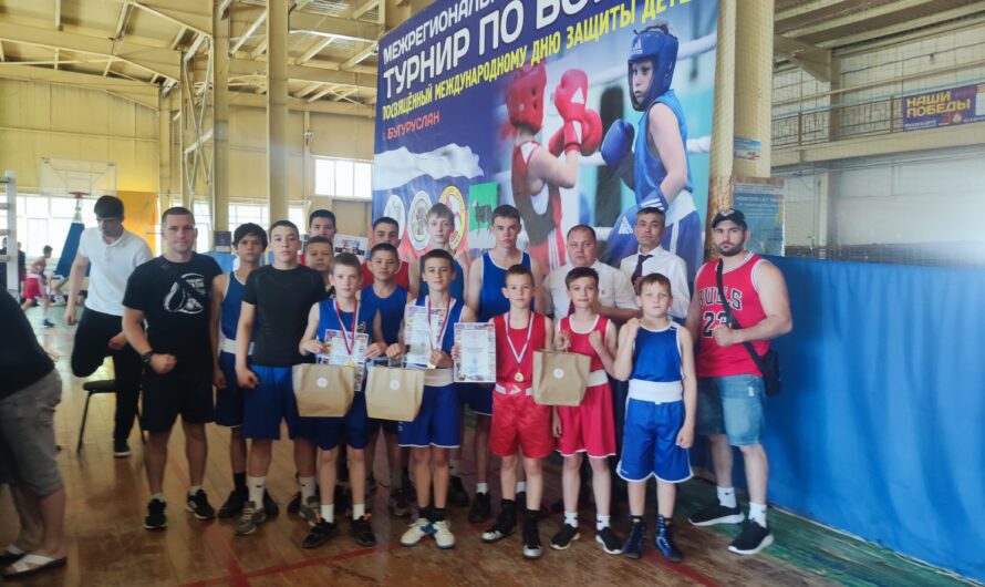 Победителями  XXI открытого традиционного турнира по боксу стали красногвардейцы