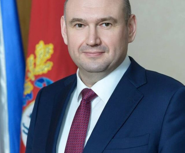 С Днём народного единства жителей области поздравил губернатор Оренбуржья Евгений Солнцев!