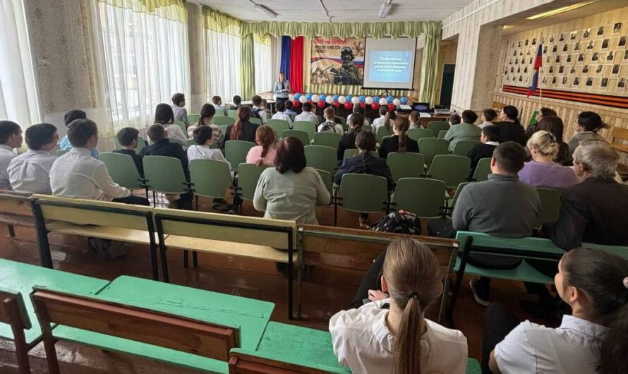 В Нижнекристальской школе состоялась беседа по ответственному и безопасному поведению подростков(12+)