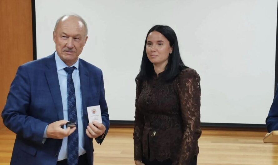 Журналисты Оренбуржья получили памятные знаки «Гордость Оренбуржья»