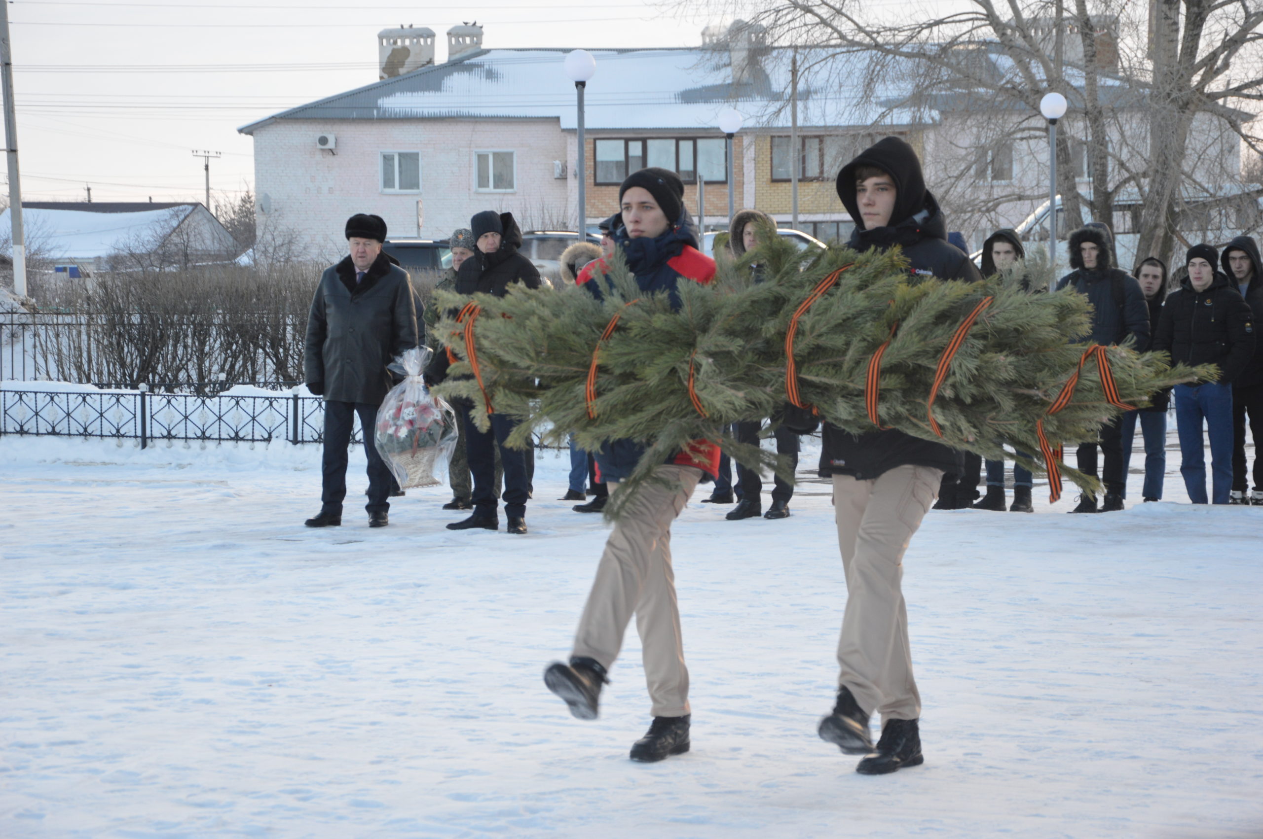 Сегодня годовщина снятия блокады Ленинграда: в Ташле состоялся торжественный митинг