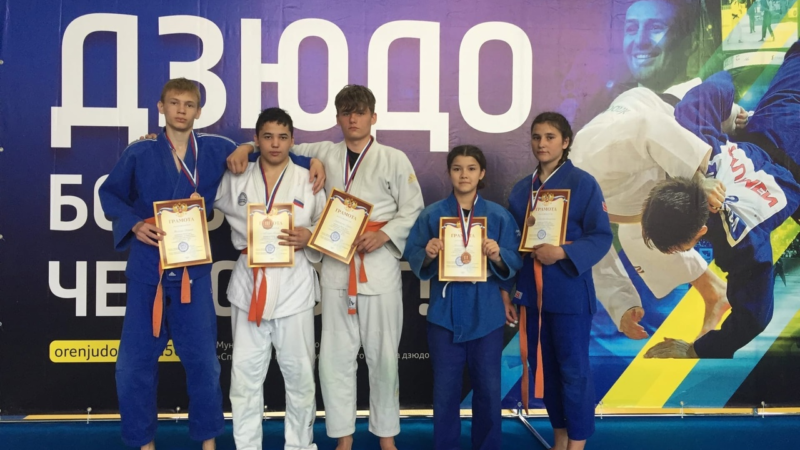 Ташлинские дзюдоисты привезли из Оренбурга пять медалей
