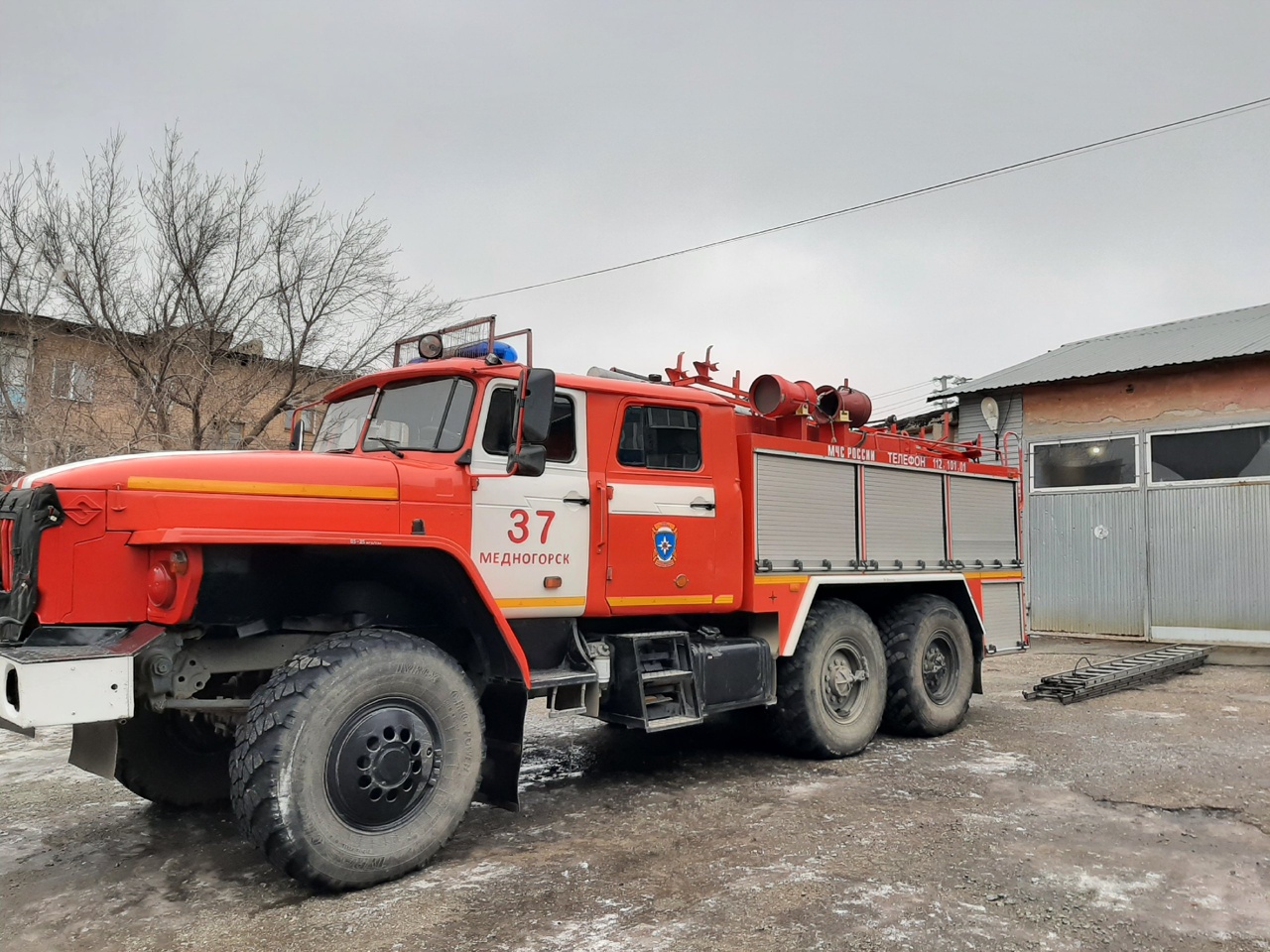 В Южном микрорайоне горела квартира - Медногорский рабочий