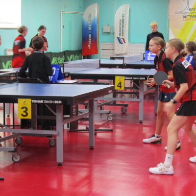 В Медногорске стартовал теннисный турнир «Шаг в будущее»