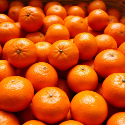 Россияне съедают треть всех мандаринов в предновогодние недели: