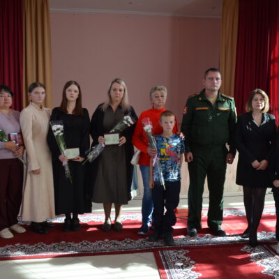 В Медногорске вручили государственные награды родственникам погибших бойцов СВО