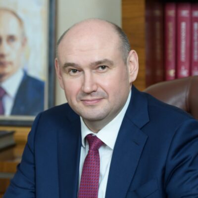 Евгению Солнцеву исполнилось 46 лет