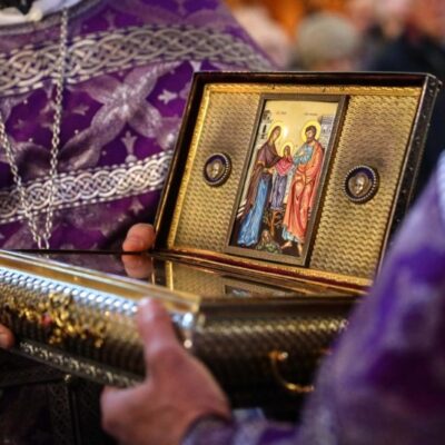 В Орскую Епархию привезут ковчег с частицей пояса Пресвятой Богородицы