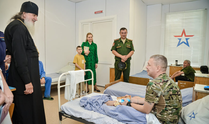 Митрополит Пётр поздравил оренбургских бойцов с праздником Успения Богородицы