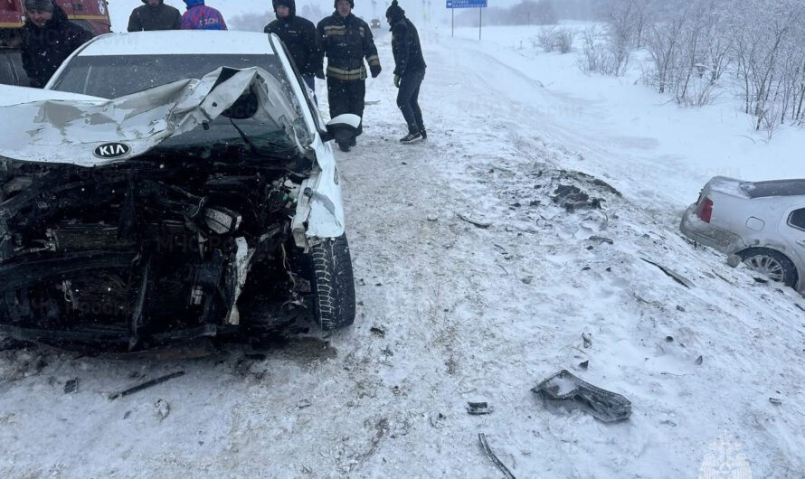 В результате ДТП в Шарлыкском районе Оренбуржья пострадали дети