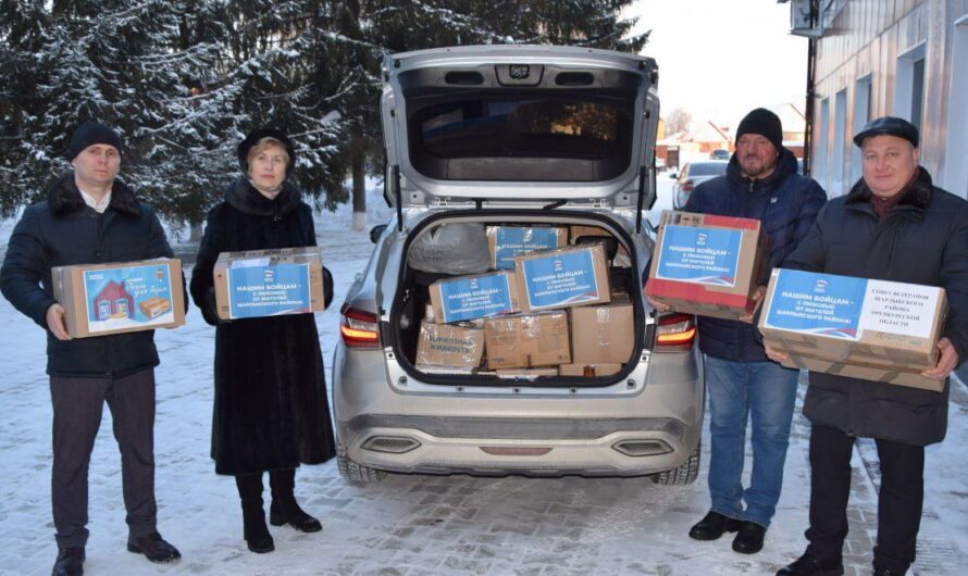 «Всем районом — на передовую»: из Шарлыка Оренбуржья отправили «Тепло для героя»