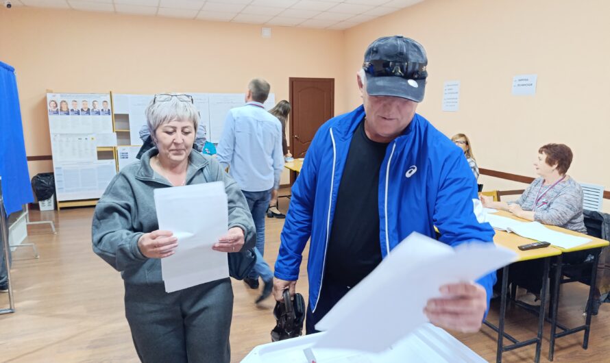 Заключительный день выборов: в Шарлыке жители продолжают приходить на участки