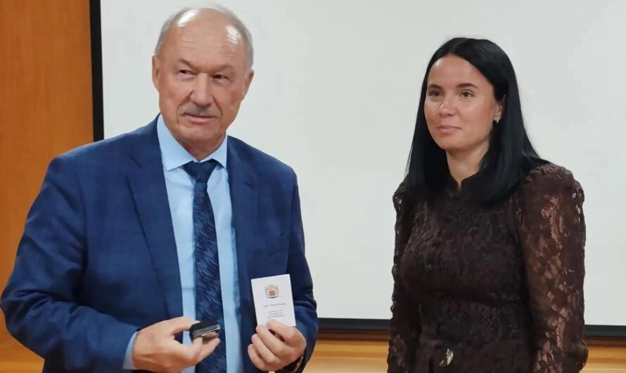 Журналистам Оренбуржья вручили памятные знаки «Гордость Оренбуржья»