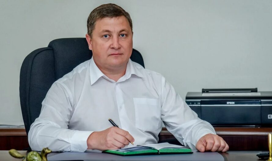 Дмитрий Волков поздравил коллектив Шарлыкского ДУ с профессиональным праздником
