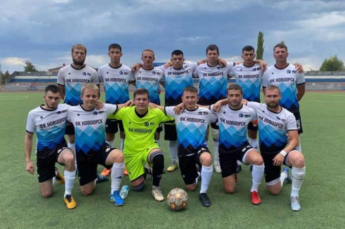 Футболисты Новоорского района продолжили борьбу за кубок чемпионов Оренбуржья