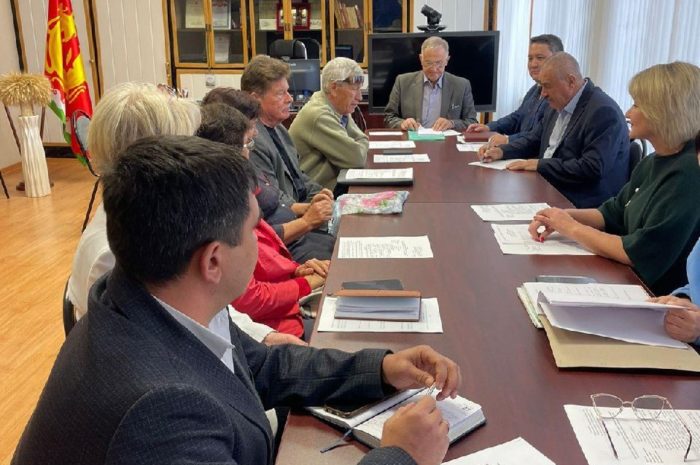 Общественная палата и Совет старейшин Новоорского района провели совместное заседание