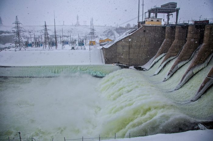 Ириклинское водохранилище ведёт сброс воды