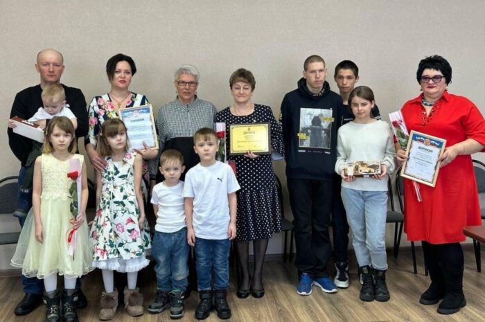 В Новоорском районе определены победители конкурса «Семья года»
