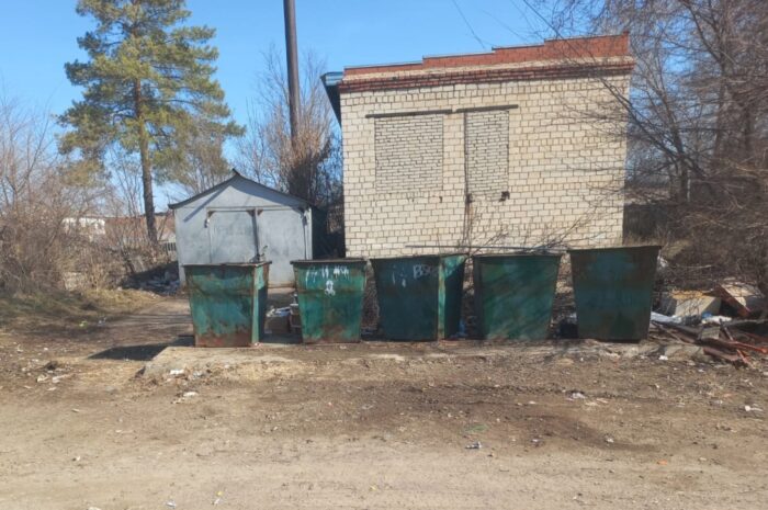 Новоорский поссовет принял решение в короткий срок навести порядок на площадках