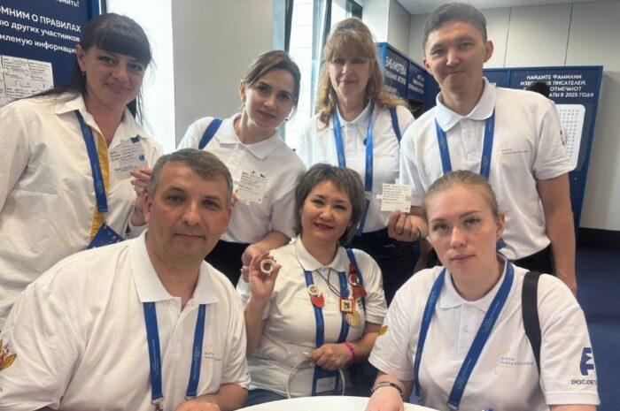 Педагог из Новоорска принял участие в Федеральном окружном форуме в Нижнем Новгороде