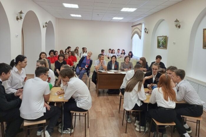 В Новоорском районе прошёл интеллектуальный брейн-ринг «Сила в единстве»