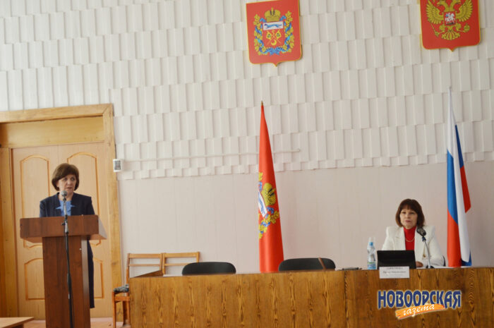Проблему ремонта моста в Кумаке депутаты Новоорского районного Совета обещали изучить