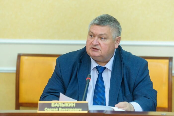 Владимир Путин наградил орденом Дружбы первого вице-губернатора Оренбуржья Сергея Балыкина