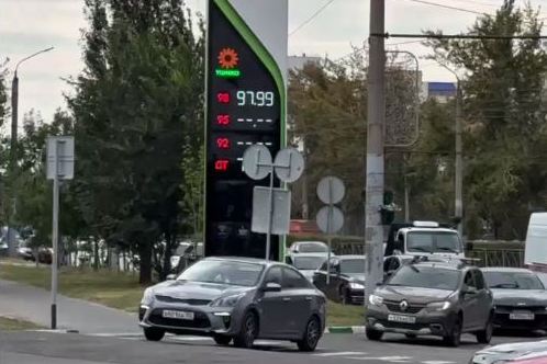 Евгений Солнцев: в Оренбуржье поставки топлива вновь выходят на цифры начала августа
