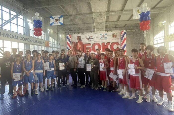 Команда восточного Оренбуржья вышла в финал Кубка Оренбургской области по боксу