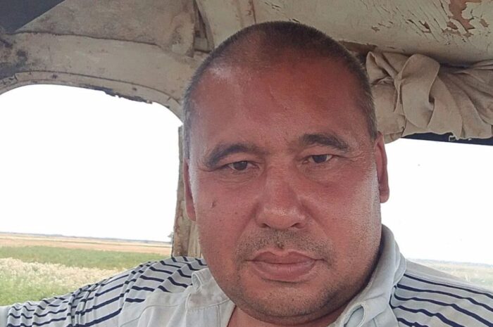 Участник СВО из Соль-Илецкого муниципального округа Дархан Нурханов выращивает бычков