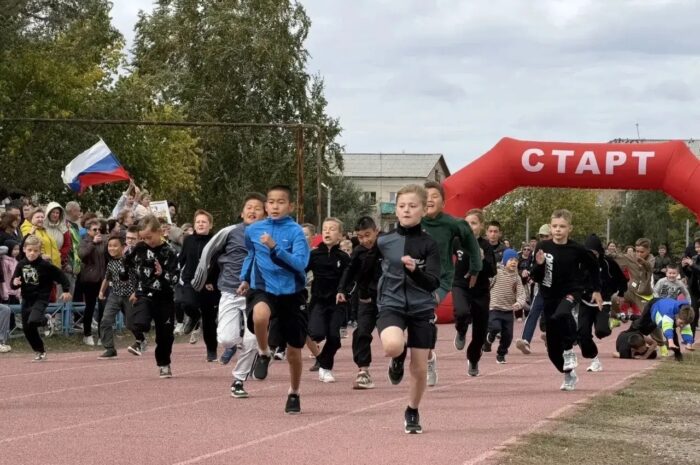 В Новоорском районе массовый забег «Кросс нации» объединил любителей бега