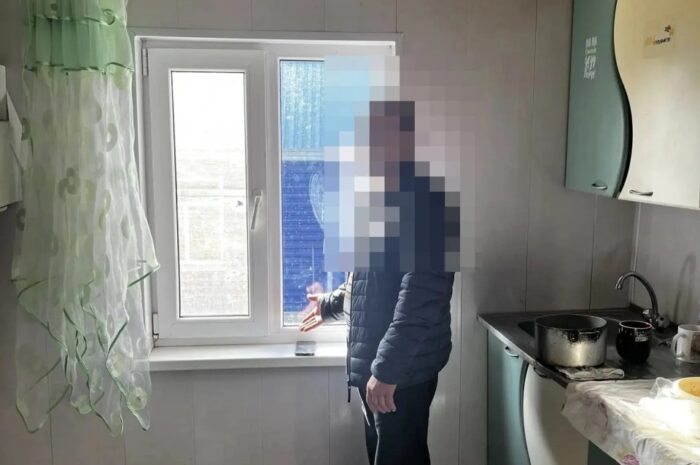В Новоорске сотрудники полиции задержали мужчину за кражу денег с банковской карты