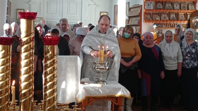 В приходах Первомайского района прошли богослужения праздника Крещения Господня