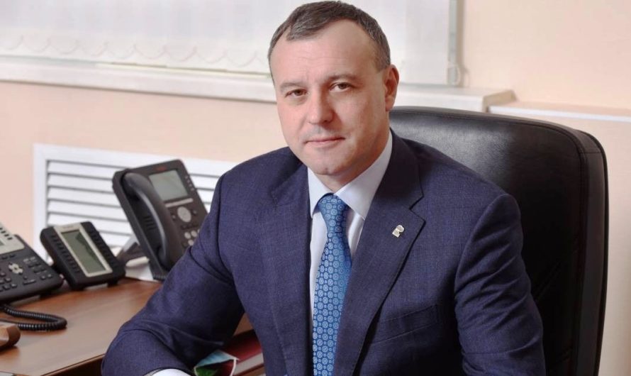 Депутат Госдумы Олег Димов поздравил женщин с наступающим праздником