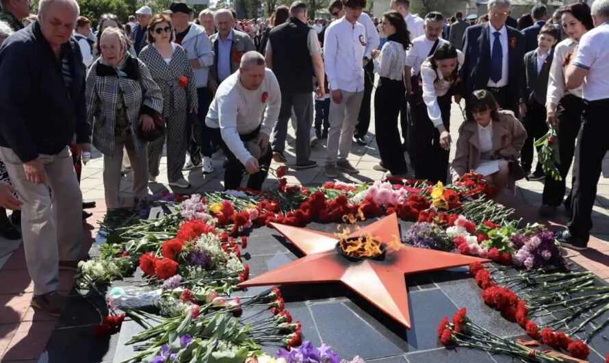 Встретили Великий Май