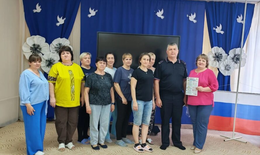 Сотрудники полиции регулярно проводят встречи с гражданами в целях профилактики мошенничества