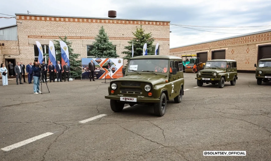 Дорожники Оренбуржья передали очередную партию автомобилей нашим бойцам на передовую