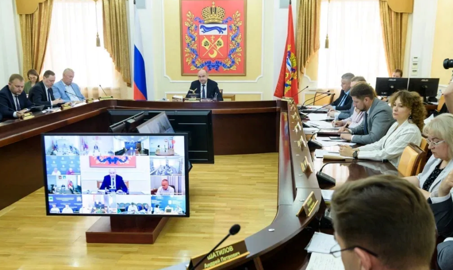 Заседание Правительства Оренбургской области началось с оперативных вопросов