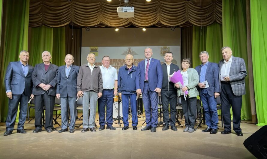 Заслуженным жителям Асекеевского района вручен знак «Гордость Оренбуржья»