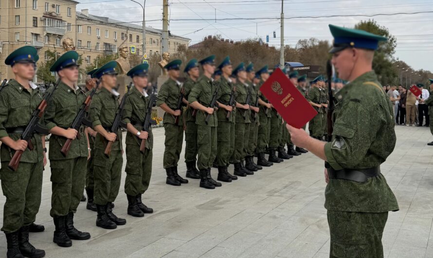 В Оренбурге в Пограничном управлении привели к Военной присяге военнослужащих по призыву