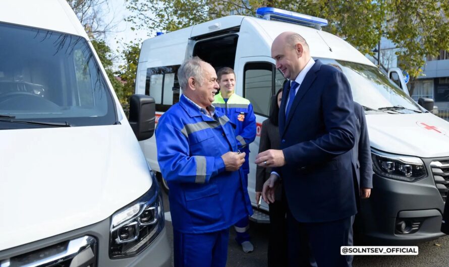 Автопарк скорой помощи Оренбургской области пополнили еще 32 новыми автомобилями