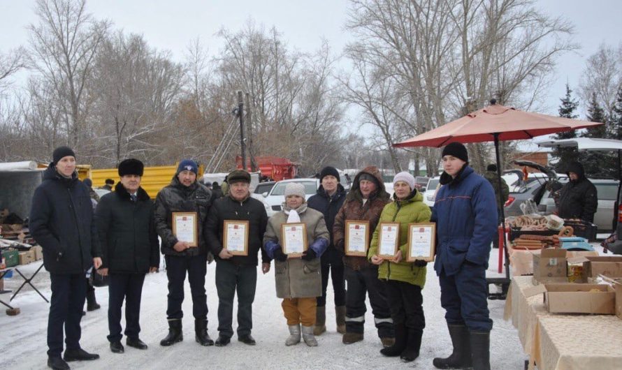 В Асекеевском районе празднование Дня работника сельского хозяйства и перерабатывающей промышленности открыла сельскохозяйственная ярмарка
