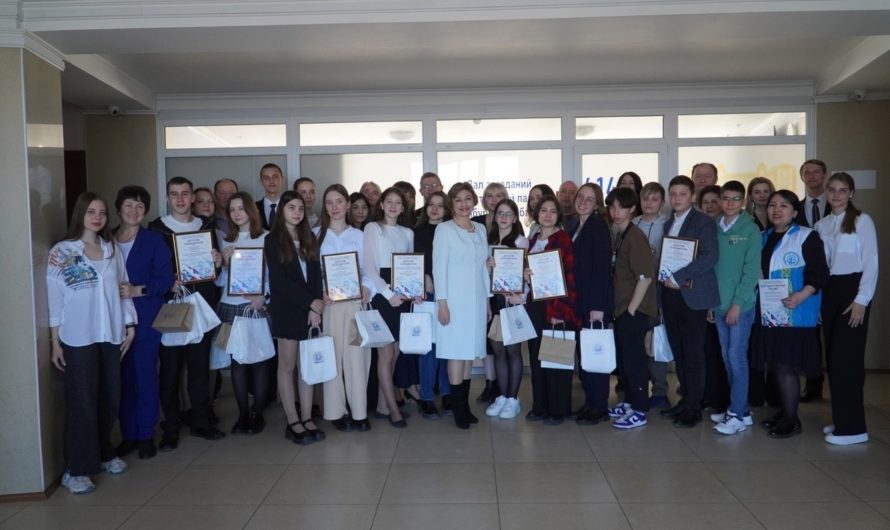 В Оренбурге наградили победителей и призеров конкурса по медийной и информационной грамотности #ЗнаюМИГ