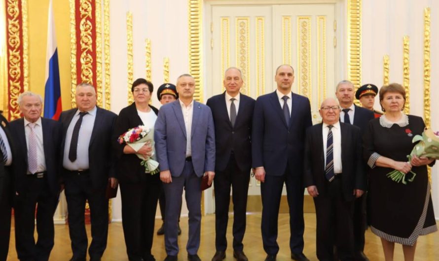 В Оренбурге чествовали жителей региона, удостоенных наград Президента РФ