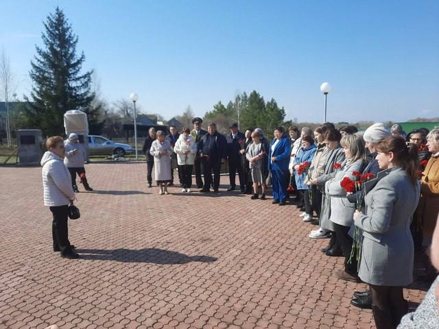 В Асекеево прошел круглый стол с участием областного Комитета семей воинов Отечества