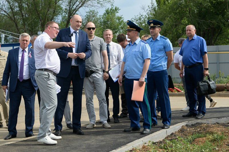 Врио губернатора Оренбургской области Евгений Солнцев оценил ход строительства водопроводных очистных сооружений в поселке Первомайском Оренбургского района